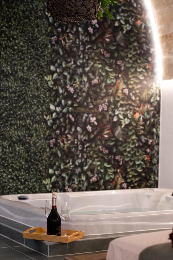 Leaves' Suite Monopoli Exterior photo